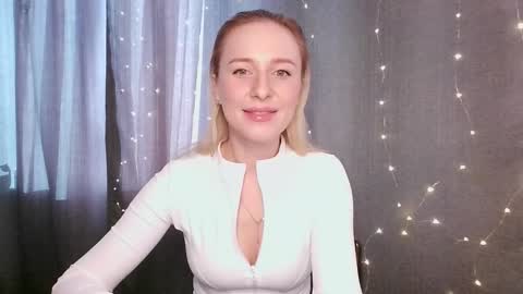 Snapshot of loravine chatting on March 2026 12:49:02 PM loravine online show from March 2026 12:49:02 PM