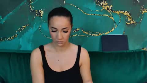 Miss online show from February 2025 05:45:01 PM