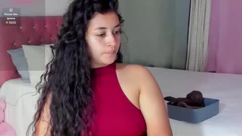 lore_rey online show from December 2025 02:28:01 AM