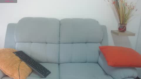 Loren online show from August 2026 03:47:02 PM