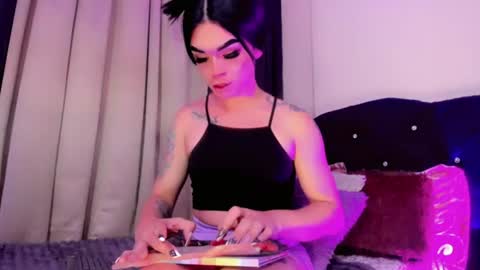lesly lorena online show from July 2026 03:13:01 AM