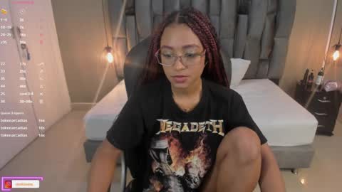 Snapshot of lorena_vieira_ chatting on March 2025 11:38:02 PM Lorena Vieira online show from March 2025 11:38:02 PM