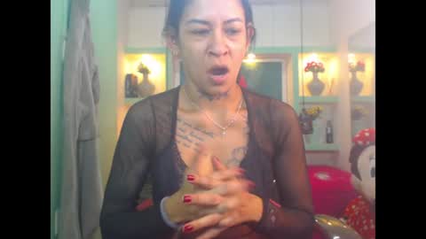 Snapshot of lorenapinto_ chatting on July 2026 02:32:01 AM lore online show from July 2026 02:32:01 AM
