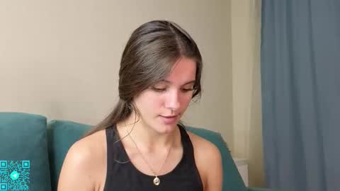 Chloe for Fan BlackHole online show from September 2025 05:46:01 PM