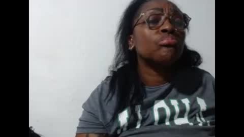 Snapshot of loretybighot chatting on February 2025 12:04:01 AM loretybighot online show from February 2025 12:04:01 AM