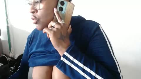 Snapshot of loretybighot chatting on February 2025 06:37:01 PM loretybighot online show from February 2025 06:37:01 PM