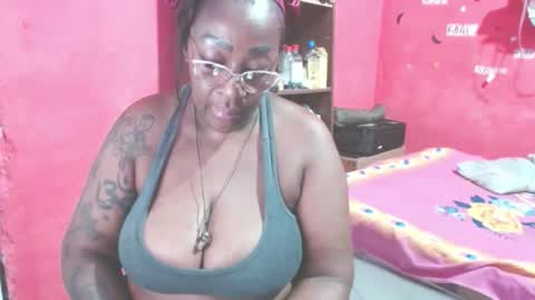 loretybighot online show from December 2025 01:08:01 PM