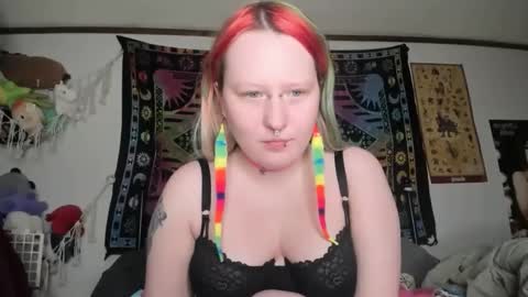 Lori Critter online show from January 2026 11:41:02 PM