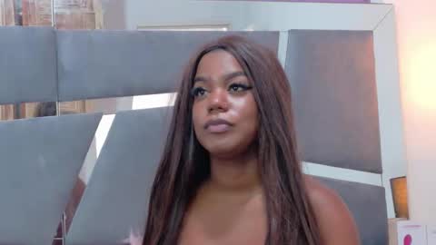 lorraine_johnson online show from April 2026 05:32:02 PM