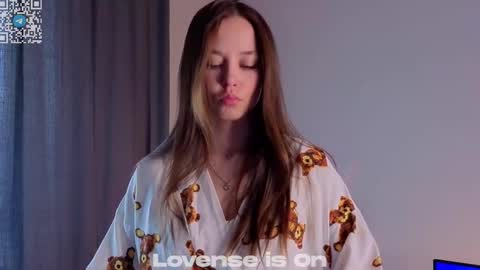 Jess online show from November 2025 02:10:02 AM