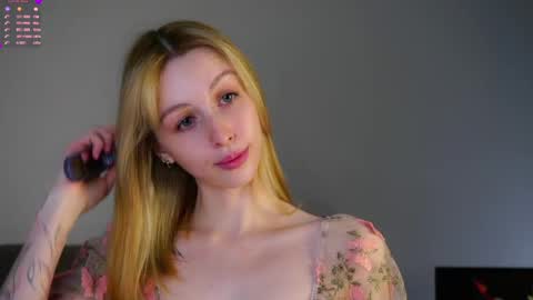 Snapshot of lost_mymind chatting on May 2026 01:43:02 AM Jess online show from May 2026 01:43:02 AM