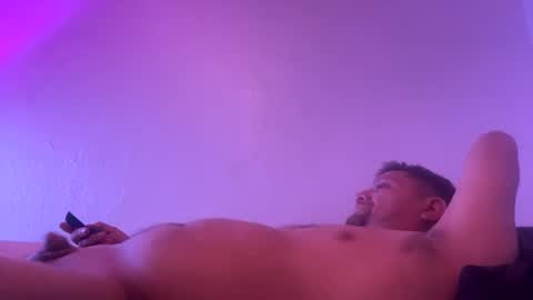 Snapshot of lostndapacific chatting on December 2024 07:33:02 AM lostndapacific online show from December 2024 07:33:02 AM