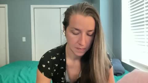 Snapshot of lothlori chatting on May 2026 07:11:02 PM lothlori online show from May 2026 07:11:02 PM