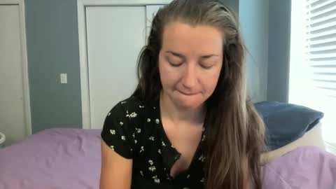 Snapshot of lothlori chatting on May 2026 12:43:01 PM lothlori online show from May 2026 12:43:01 PM