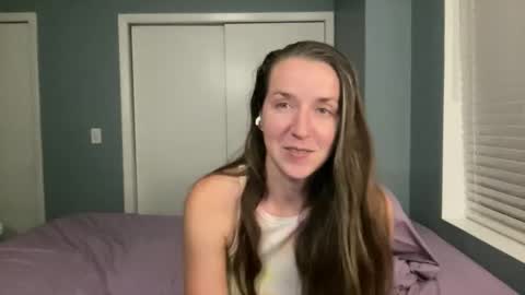 Snapshot of lothlori chatting on May 2026 12:49:02 AM lothlori online show from May 2026 12:49:02 AM