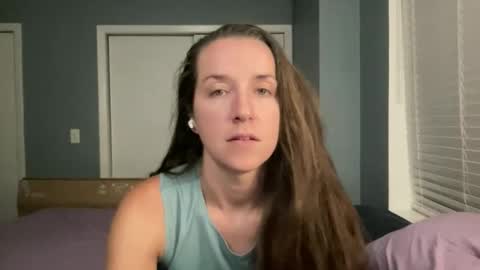 Snapshot of lothlori chatting on May 2026 12:38:02 AM lothlori online show from May 2026 12:38:02 AM