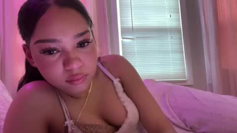 lotusbby777 online show from April 2026 10:14:02 PM