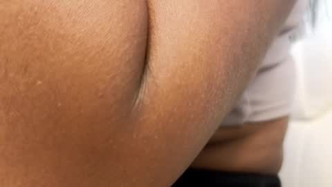 Snapshot of lou_rosse chatting on December 2024 05:59:02 PM  Lou Rosse  online show from December 2024 05:59:02 PM