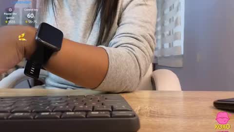 Snapshot of lou_rosse chatting on February 2025 07:59:02 PM  Lou Rosse  online show from February 2025 07:59:02 PM