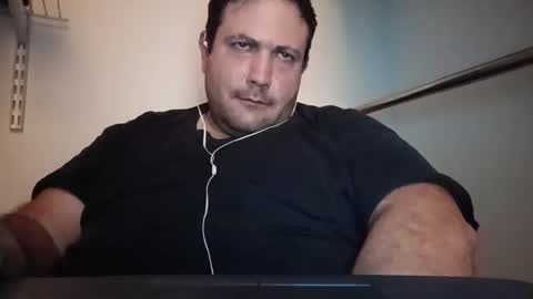 louinv online show from November 2025 05:57:01 PM