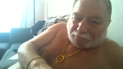 Snapshot of louis_chokdee chatting on March 2025 03:16:02 PM louis_chokdee online show from March 2025 03:16:02 PM