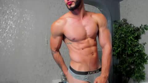 Louis online show from December 2025 09:16:02 AM