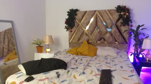 Snapshot of louis_hardstar chatting on December 2024 12:12:01 AM Louis Valdz online show from December 2024 12:12:01 AM