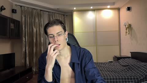 Mark online show from January 2025 05:47:02 PM