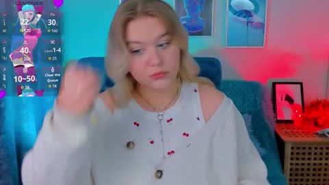 Loise online show from November 2025 10:09:02 PM