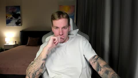 Louis  online show from December 2024 01:26:02 AM