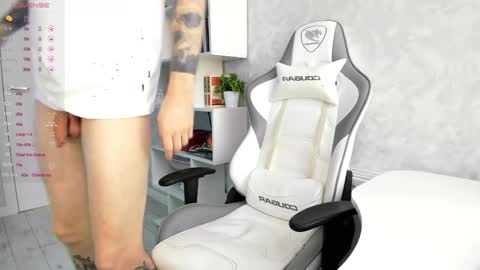 Louis  online show from February 2025 01:38:02 PM