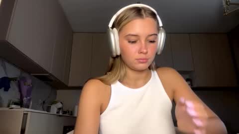 Eliza online show from March 2026 01:40:02 PM