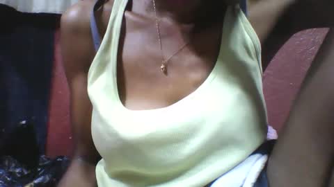 Snapshot of lovaelisa chatting on October 2025 06:46:02 AM lovaelisa online show from October 2025 06:46:02 AM