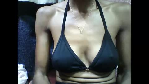 Snapshot of lovaelisa chatting on November 2025 05:13:02 AM lovaelisa online show from November 2025 05:13:02 AM