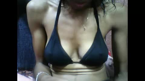 Snapshot of lovaelisa chatting on November 2025 05:28:02 AM lovaelisa online show from November 2025 05:28:02 AM