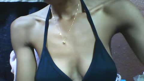 Snapshot of lovaelisa chatting on November 2025 08:39:02 AM lovaelisa online show from November 2025 08:39:02 AM