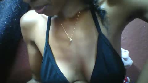 lovaelisa online show from February 2026 10:36:02 AM