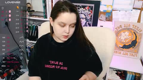 Mia  online show from February 2026 12:26:02 PM