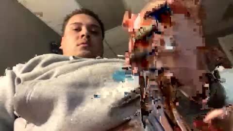 love01109 online show from December 2025 06:58:02 PM