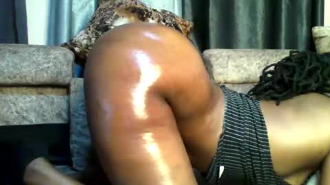 Snapshot of love1378 chatting on January 2025 02:57:02 AM Cynthia. A online show from January 2025 02:57:02 AM