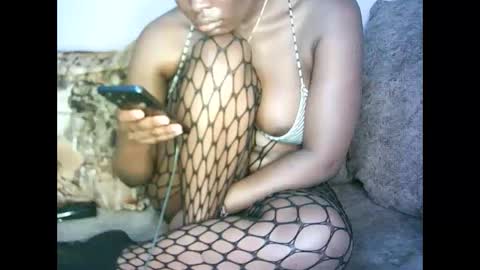 Snapshot of love1378 chatting on September 2025 10:15:01 AM Cynthia. A online show from September 2025 10:15:01 AM