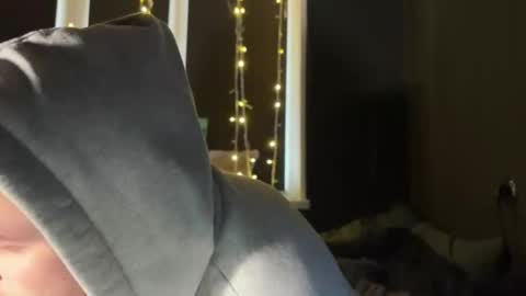 Mary and Tom online show from April 2026 06:49:02 AM