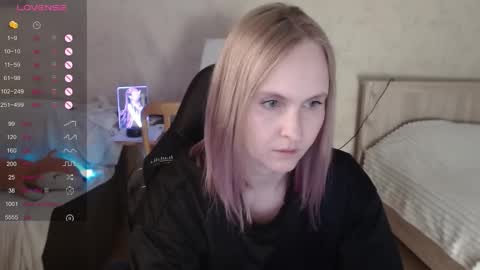 Snapshot of love_agatha chatting on October 2025 05:17:02 AM Agatha online show from October 2025 05:17:02 AM