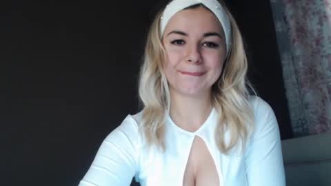 Megane online show from February 2026 08:22:01 AM