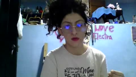 Snapshot of love_electra chatting on November 2025 02:57:02 AM love_electra online show from November 2025 02:57:02 AM
