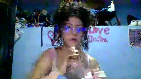 Snapshot of love_electra chatting on February 2026 02:10:02 AM love_electra online show from February 2026 02:10:02 AM