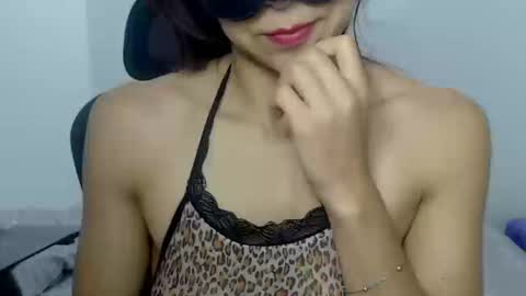 Nina online show from March 2026 09:10:02 PM