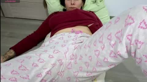 Snapshot of love_jessy_love chatting on January 2025 06:56:02 PM jessmy pleasure is in your hands s online show from January 2025 06:56:02 PM