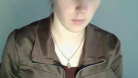 Snapshot of love_vivian chatting on November 2025 02:27:02 PM Vivian online show from November 2025 02:27:02 PM