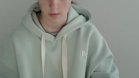 Snapshot of love_vivian chatting on November 2025 08:03:02 AM Vivian online show from November 2025 08:03:02 AM